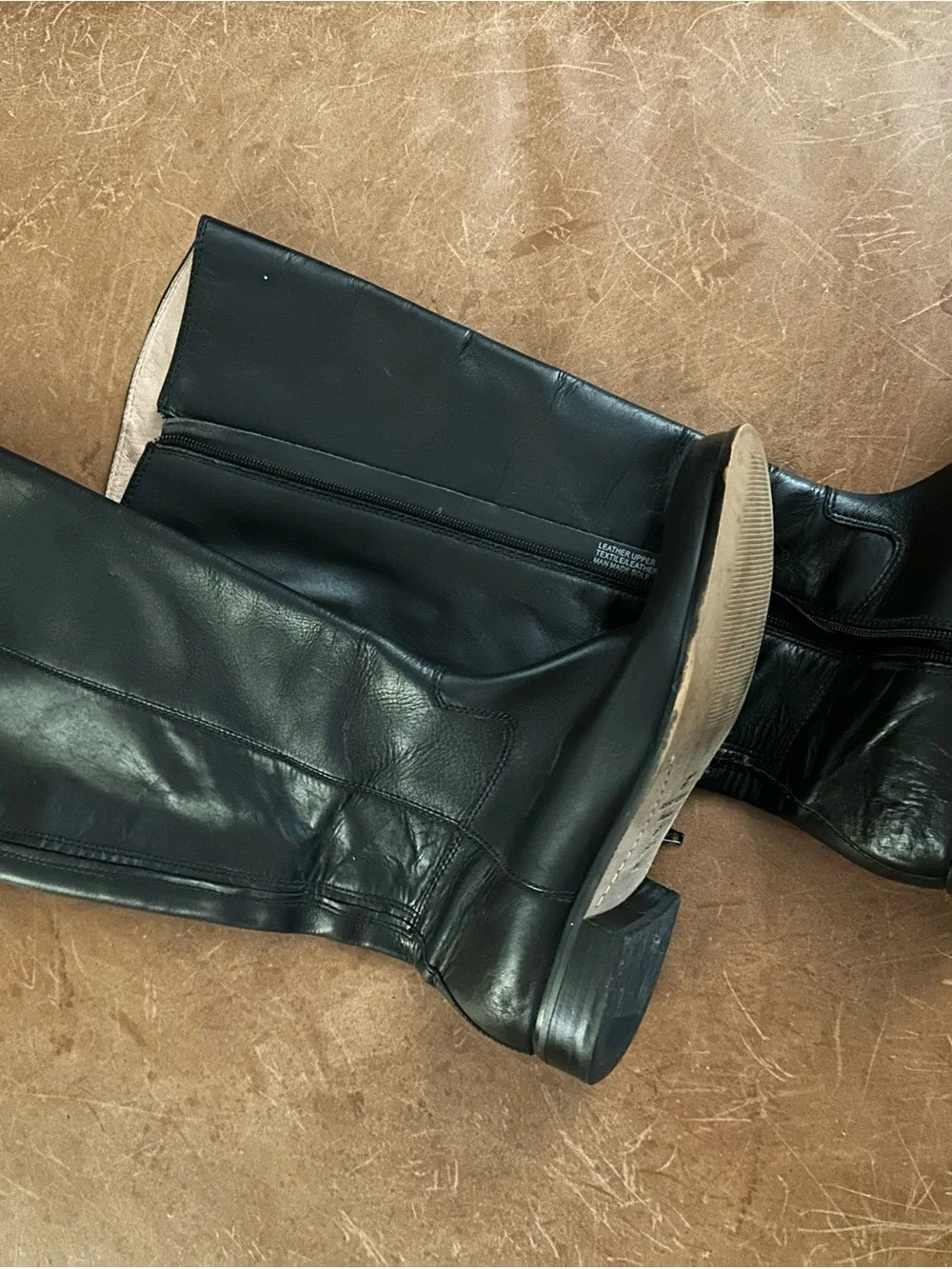 Corso Como sleek knee